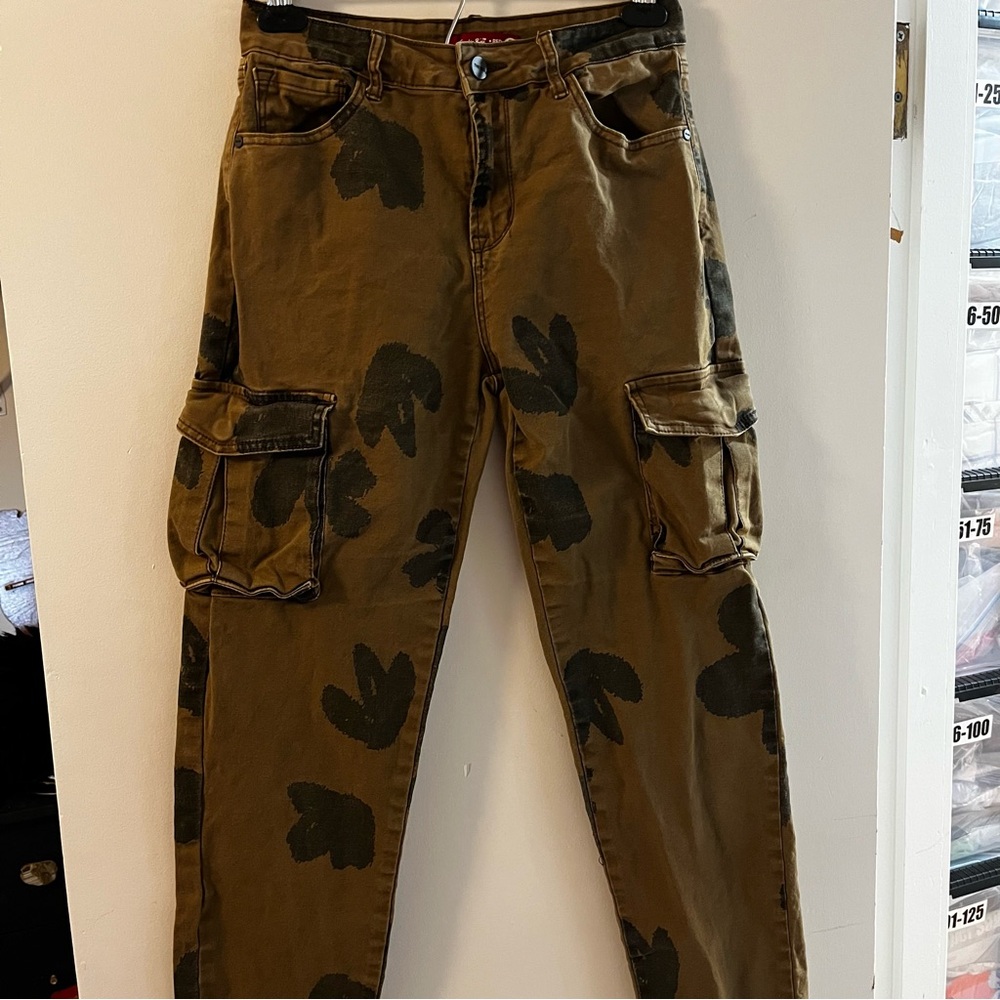 Smoke Rise NY | Cargo-Style Patterned Pants